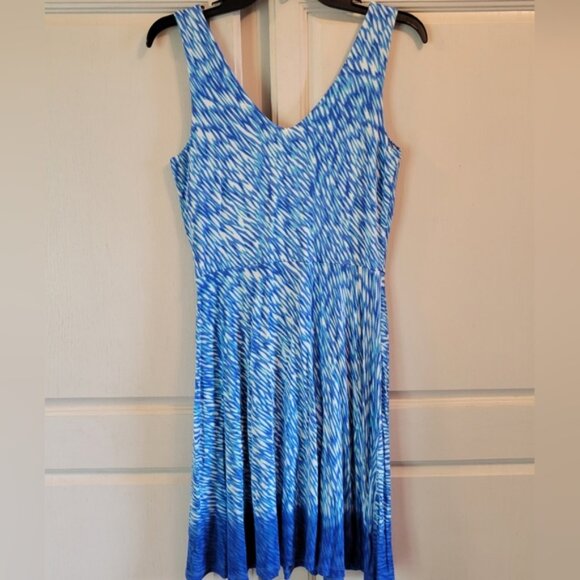 Athleta Blue White V-neck Sleeveless Dress - Picture 2 of 6